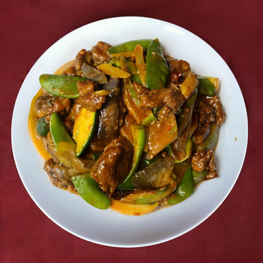 L16. Home Style Curried Beef or Chicken.