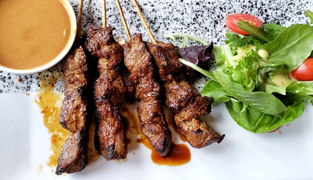 17. Satay Beef or Chicken Sticks (4).