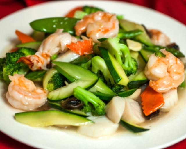 F22. Seafood Delight.
