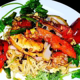 Yi Mein Lobster